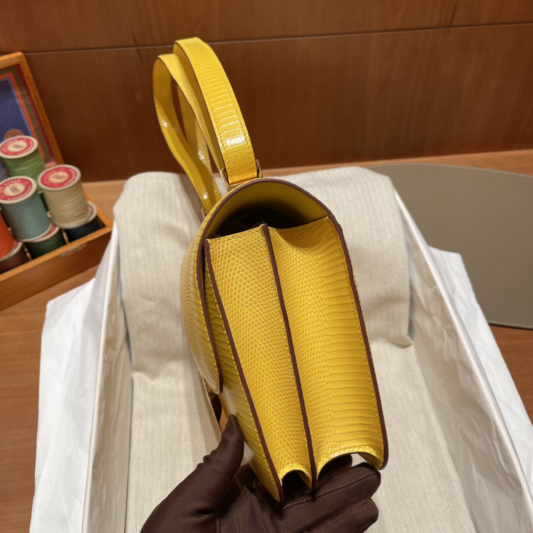 에르메스 콘스탄스24 옐로우 금장 리자드 가죽